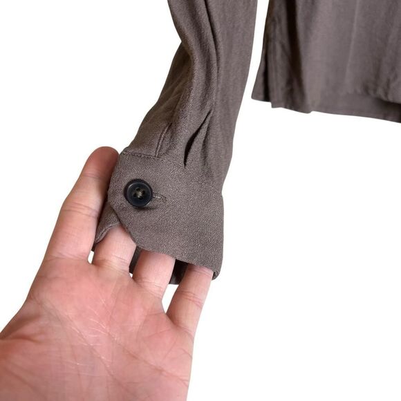 Frank and Oak‎ light brown button down shirt. Size small - Picture 7 of 9